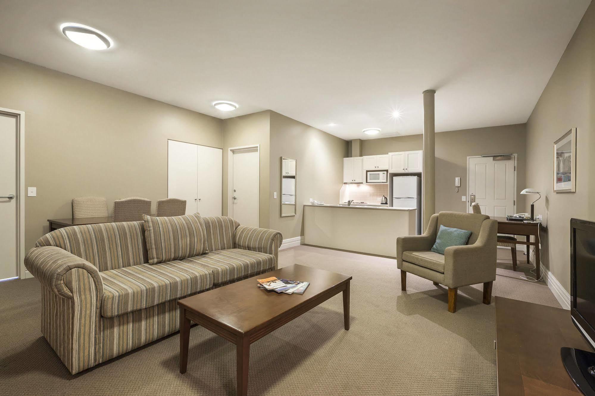 Launceston Central Apartment Hotel Official Exteriör bild